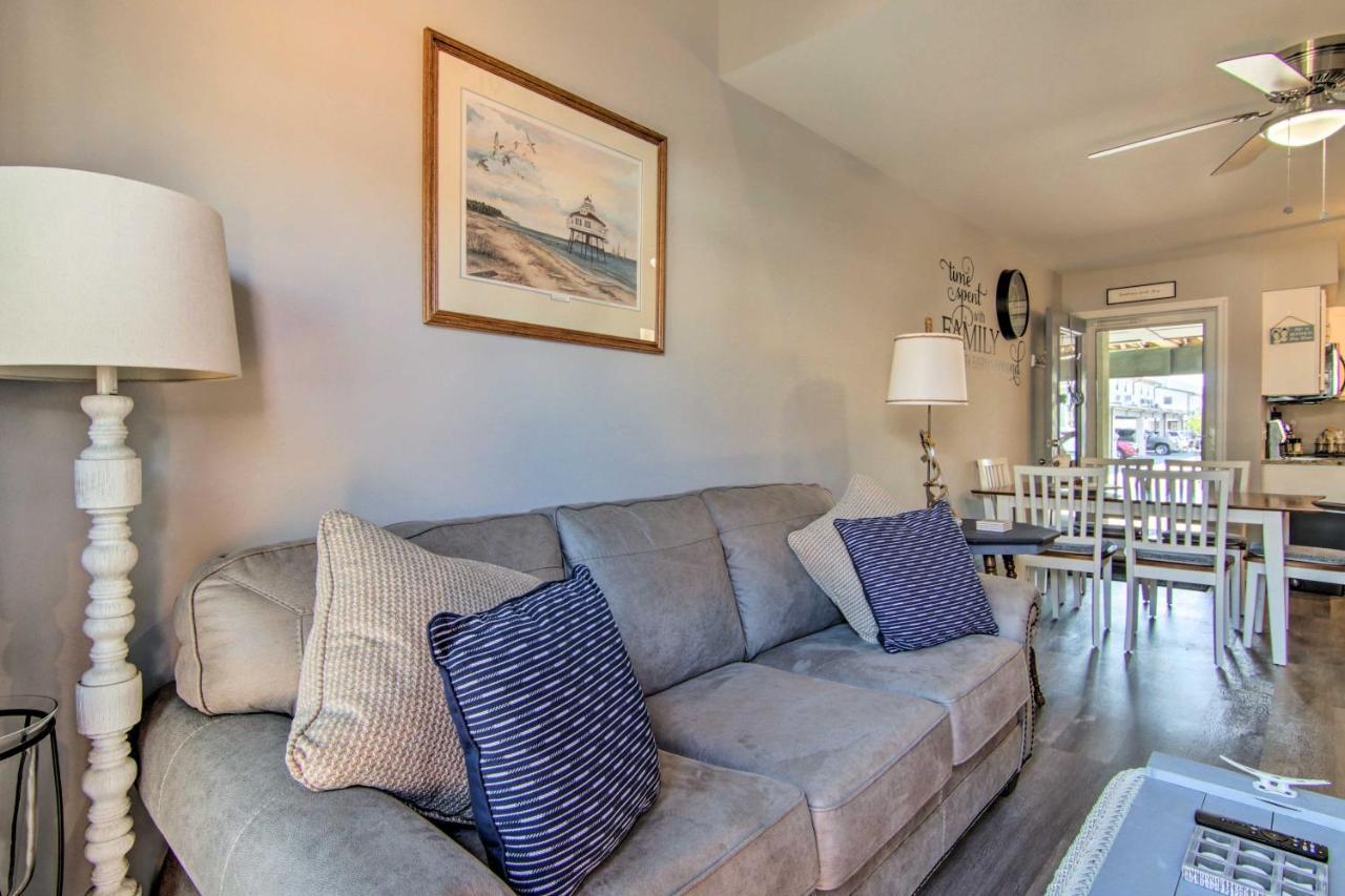 Airy Ocean City Condo On Canal Front With Deck! Eksteriør bilde