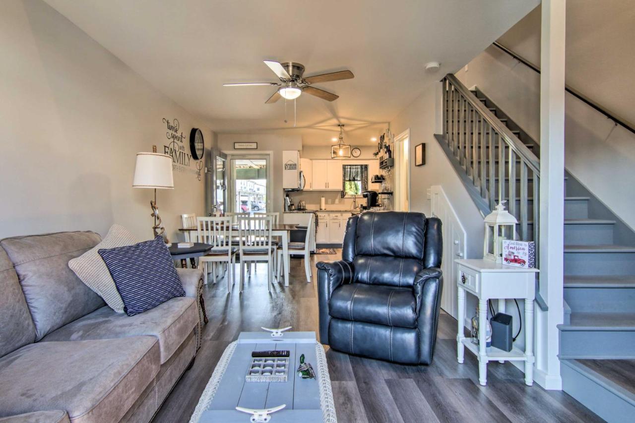 Airy Ocean City Condo On Canal Front With Deck! Eksteriør bilde